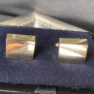 Gold tone Square Wedge Shaped Cuff Links